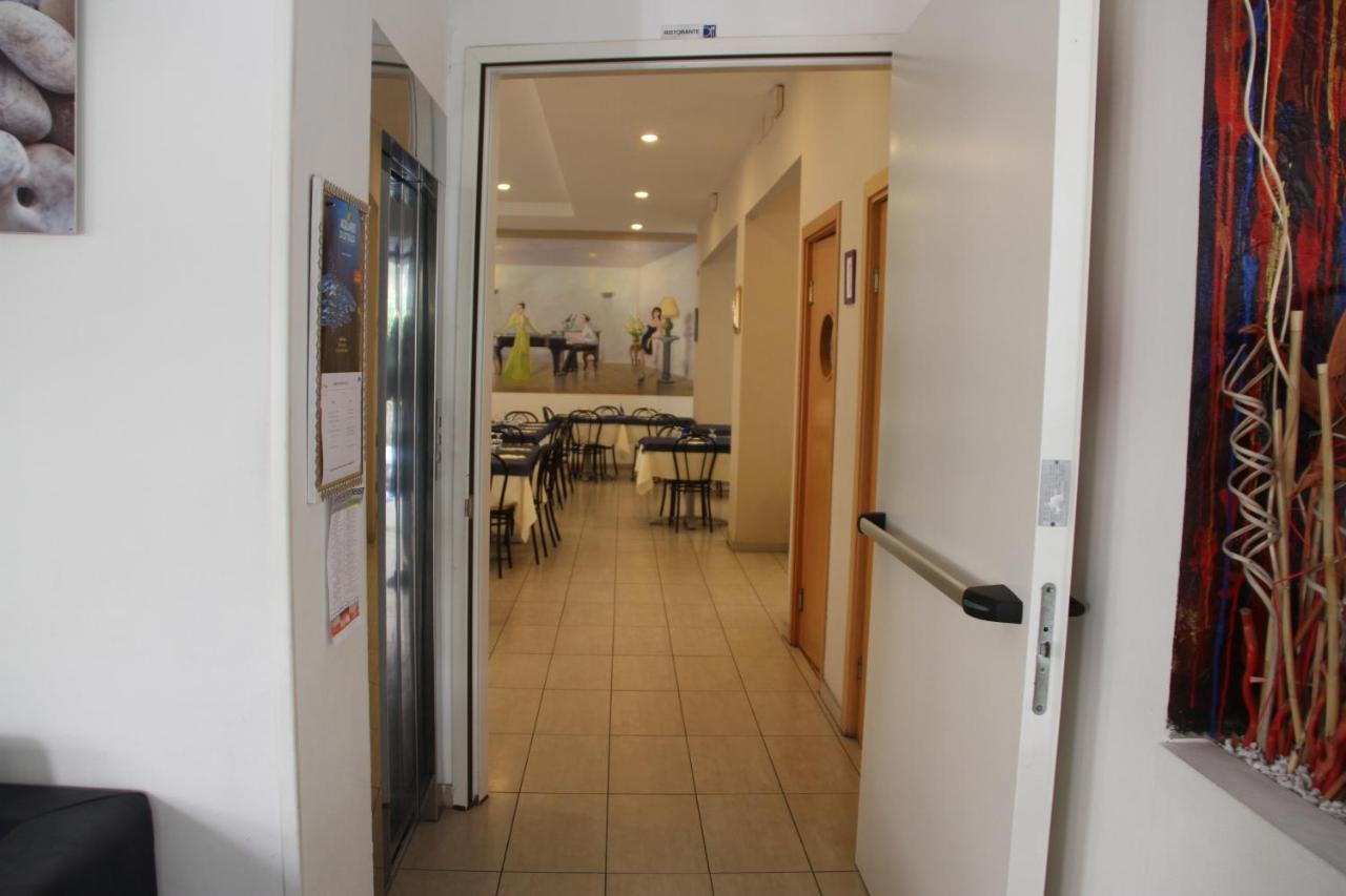 Hotel Clipper Cattolica Luaran gambar